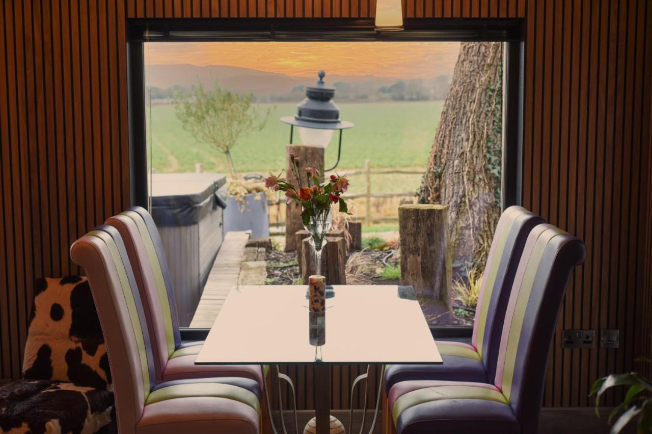 Air Maison - The Cow Shed Wow Factor Countryside Retreat Westbourne  外观 照片